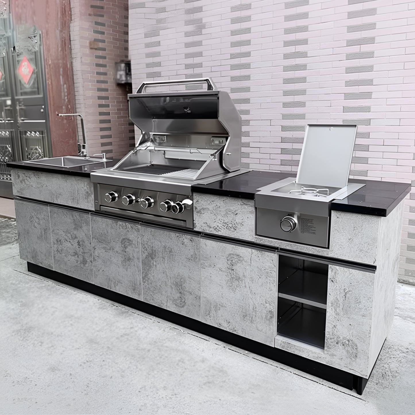 Custom 304 Stainless Steel Outdoor Kitchen Island with Sink & Gas BBQ Grill, Light Gray, Natural Gas